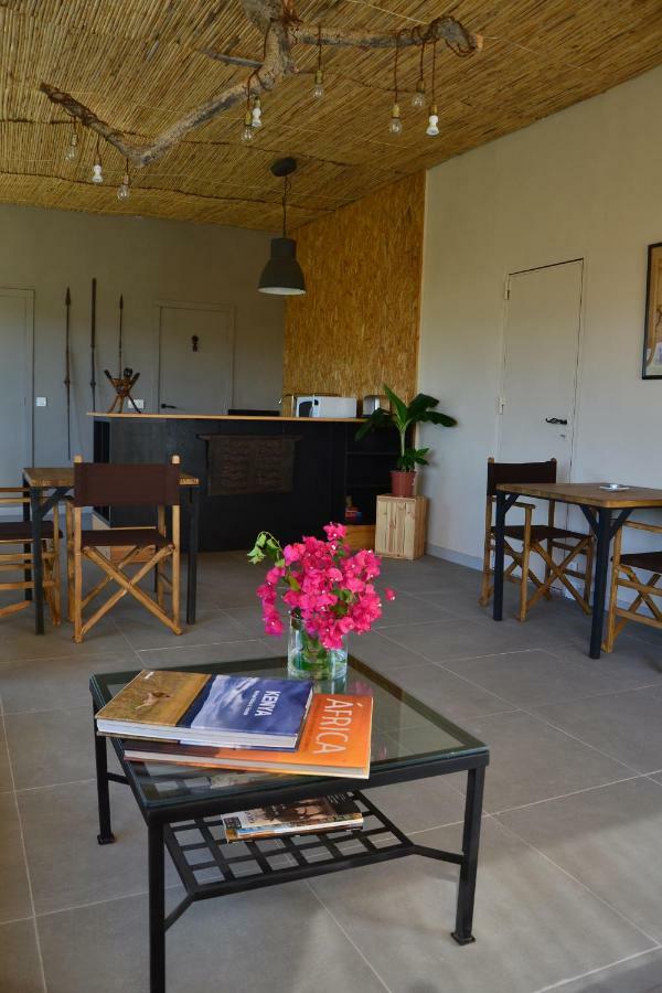 Bed and Breakfast The African House à Tolox Extérieur photo